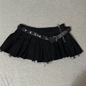 Black Pleated Skirt with Belt